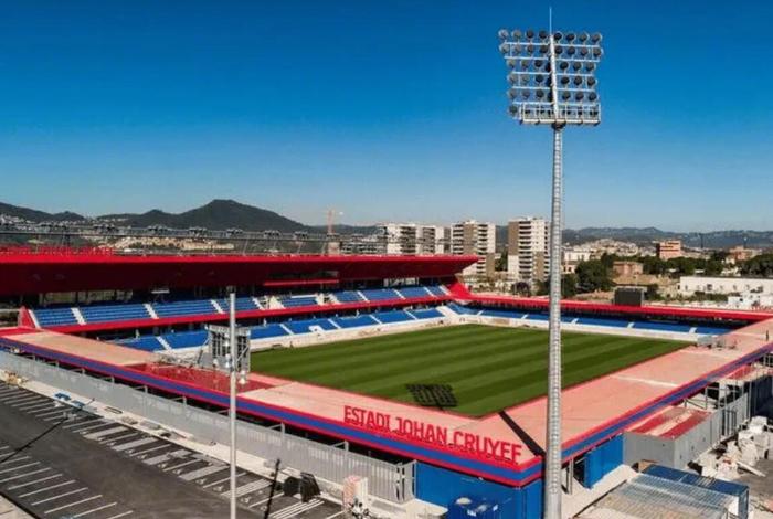 app下载-巴萨主场临时改至克鲁伊夫球场，新诺坎普启用再推迟