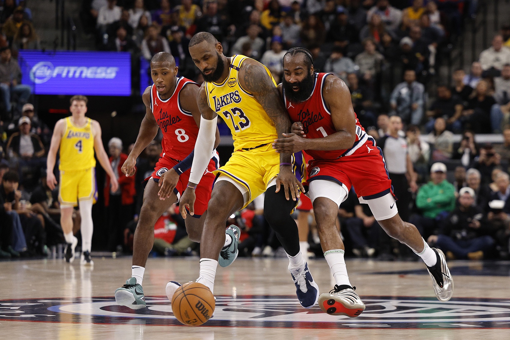 vip 注册地址-纪录井喷周：老詹纪录终结 KD里程碑 字母放话登顶 哈登得分前十