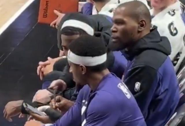 app下载-杜兰特比赛中得知交易被惊呆：我所见过最疯狂交易