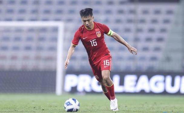 温家宝：期待完成国家队首秀 这是一件自豪的事情